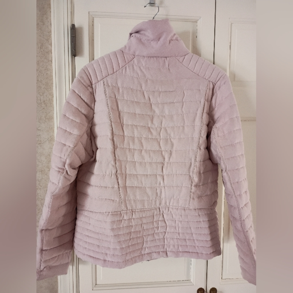 Nanette Lepore Blush Puffer Jacket for Women.No sizeTag Pit To Pit 22"Length 25" - Picture 3 of 7